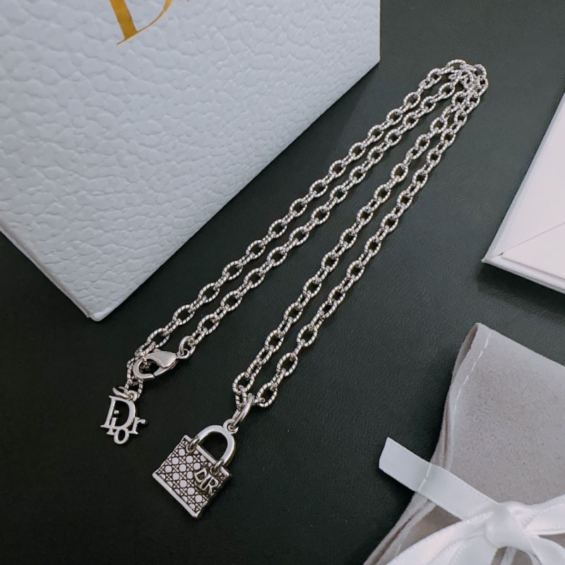 chr1st1an D10r necklaces